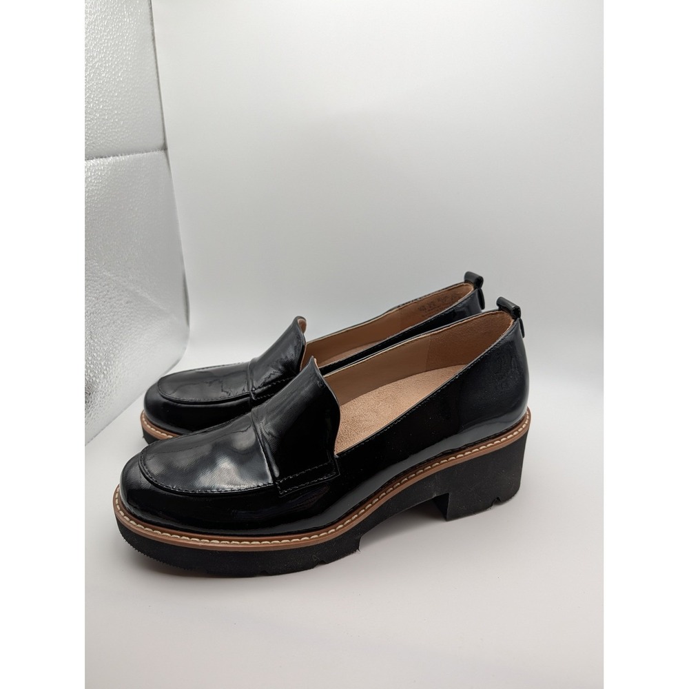 Naturalizer Darry Lug Sole Loafer Women 7M Black Patent Leather Platform Slip On